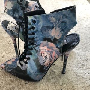 Steve Madden new super fun shoes